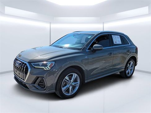 Used 2020 Audi Q3 2.0T Premium Plus w/ Premium Plus Package image 7