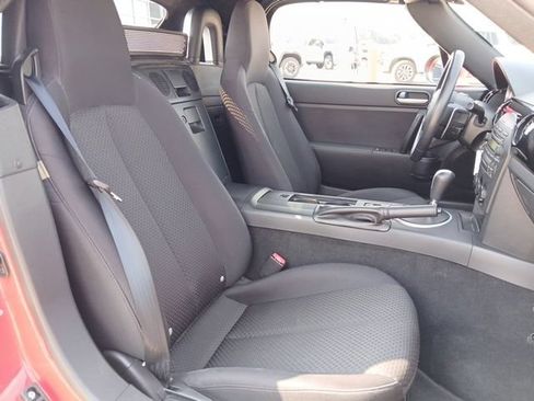 Used 2007 MAZDA MX-5 Miata Touring RWD image 19