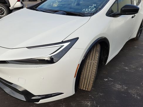 New 2026 Toyota Prius Plug-In Hybrid image 9