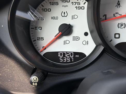 Certified 2019 Porsche 718 Boxster RWD image 13