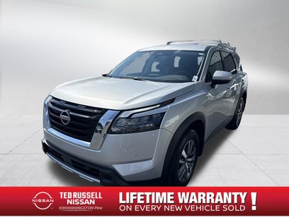 New 2025 Nissan Pathfinder SL