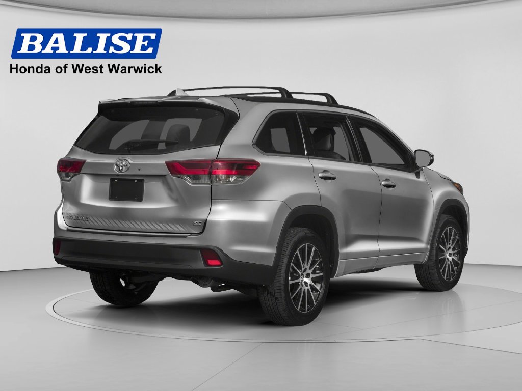 Used 2019 Toyota Highlander XLE w/ Protection Package #3 AWD/4WD image 2