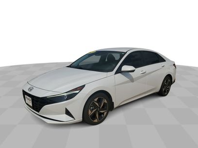 Used 2023 Hyundai Elantra SEL w/ Convenience Package