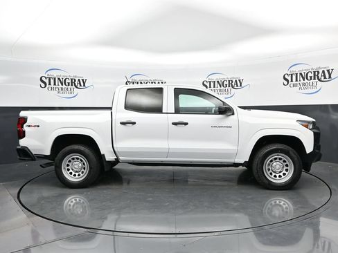 Used 2023 Chevrolet Colorado W/T AWD/4WD image 10