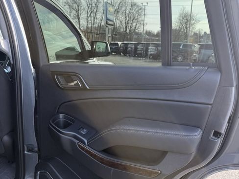 Used 2019 Chevrolet Tahoe LS image 18