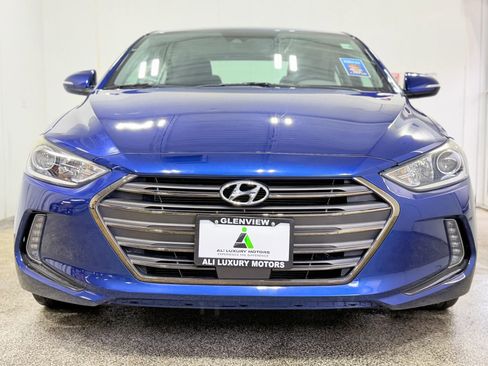 Used 2017 Hyundai Elantra Limited w/ Limited Ultimate Package 05 FWD image 2
