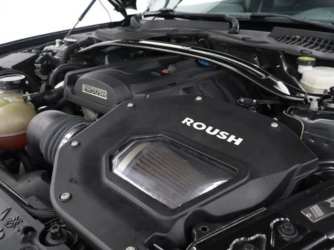Used 2019 Ford Mustang Premium w/ Ecoboost Performance Package RWD image 41