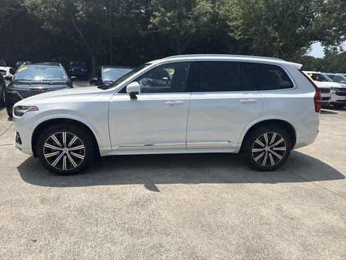 Used 2023 Volvo XC90 B6 Plus AWD/4WD image 4