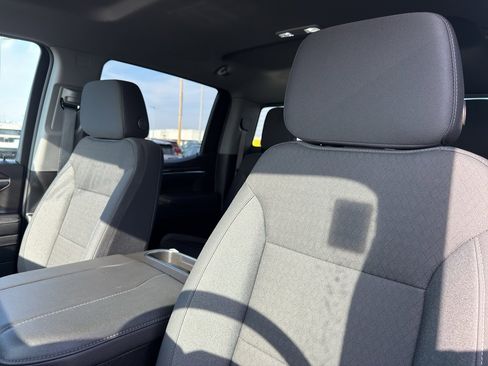 Used 2025 Chevrolet Silverado 1500 RST image 29