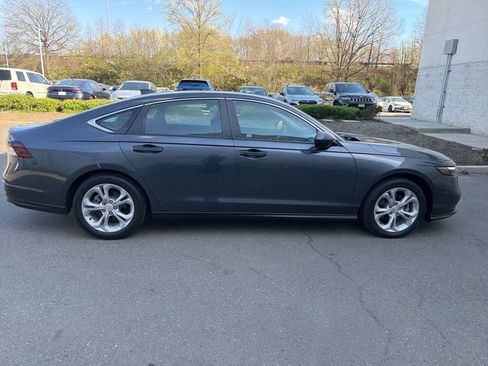 Used 2023 Honda Accord LX image 10