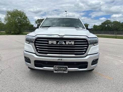 Used 2025 RAM 1500 Laramie AWD/4WD image 8