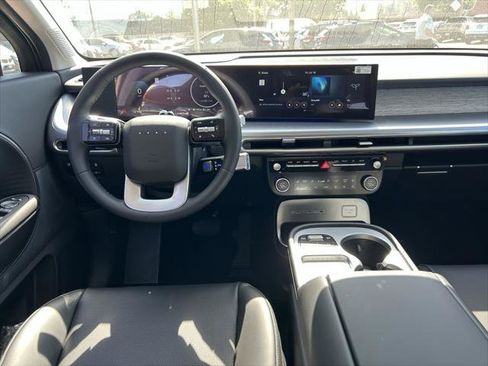 New 2026 Hyundai Ioniq 9 SEL image 23