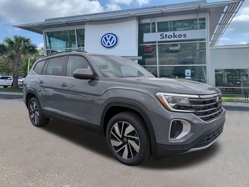 New 2026 Volkswagen Atlas SE FWD image 2