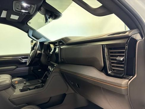 Used 2024 GMC Sierra 2500 AT4 w/ AT4 Premium Plus Package AWD/4WD image 40
