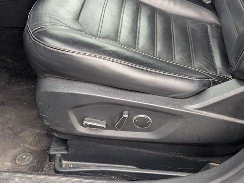 Used 2015 Ford Edge SEL w/ Equipment Group 201A FWD image 26