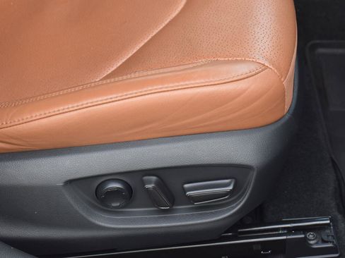 Used 2020 Toyota Avalon Limited w/ Advanced Safety Package FWD image 58