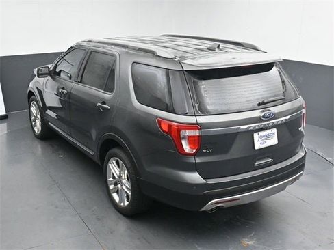 Used 2016 Ford Explorer XLT w/ Equipment Group 202A image 26