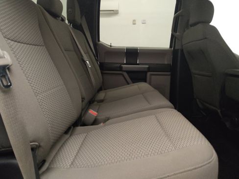 Used 2017 Ford F150 XLT RWD image 19