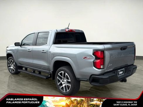 Used 2024 Chevrolet Colorado Z71 w/ Z71 Convenience Package 2 AWD/4WD image 4