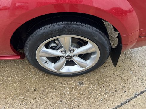 Used 2008 Ford Mustang GT RWD image 11