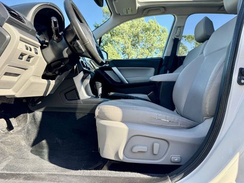 Used 2014 Subaru Forester 2.5i Touring w/ Protection Package #2 AWD/4WD image 10