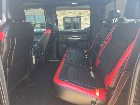 Used 2019 Ford F150 Lariat w/ Equipment Group 502A Luxury AWD/4WD image 11