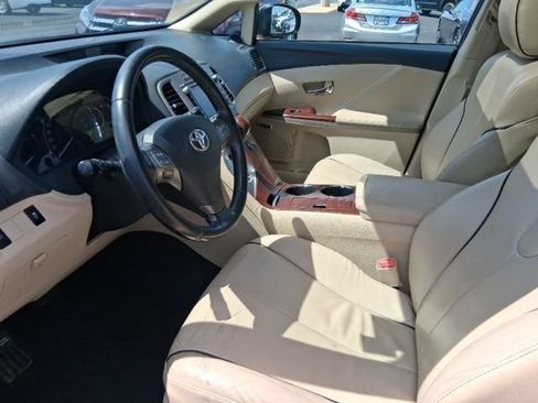 Used 2009 Toyota Venza AWD image 19