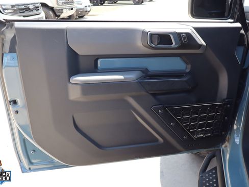 Used 2022 Ford Bronco 2-Door AWD/4WD image 12