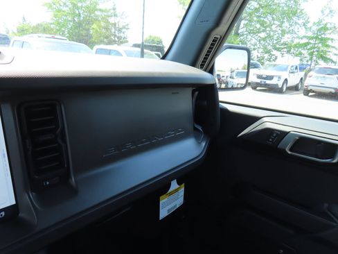 New 2025 Ford Bronco Big Bend AWD/4WD image 11