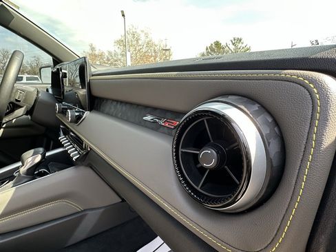 Used 2025 Chevrolet Colorado ZR2 w/ Technology Package image 13