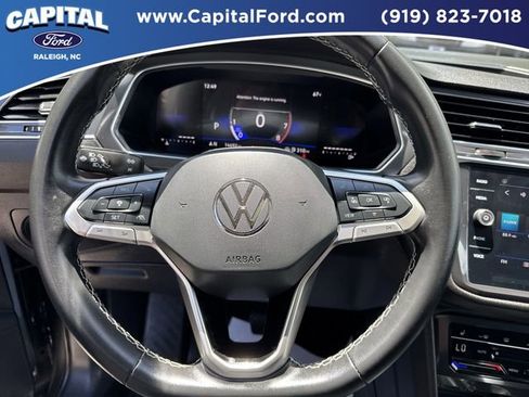 Used 2024 Volkswagen Tiguan SE FWD image 25