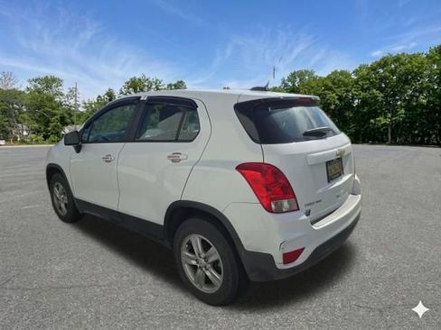 Used 2018 Chevrolet Trax LS AWD/4WD image 7