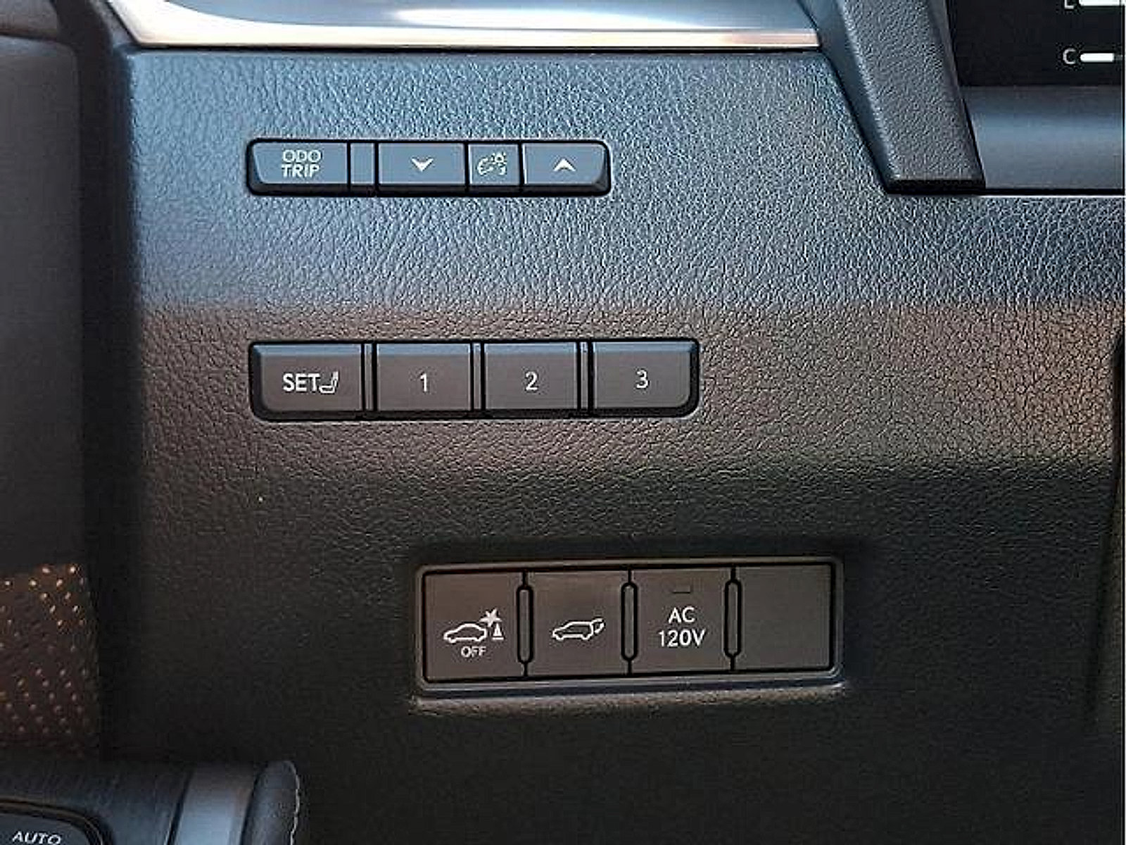 Certified 2024 Lexus GX 550 w/ Accessory Package (Z1) AWD/4WD image 25