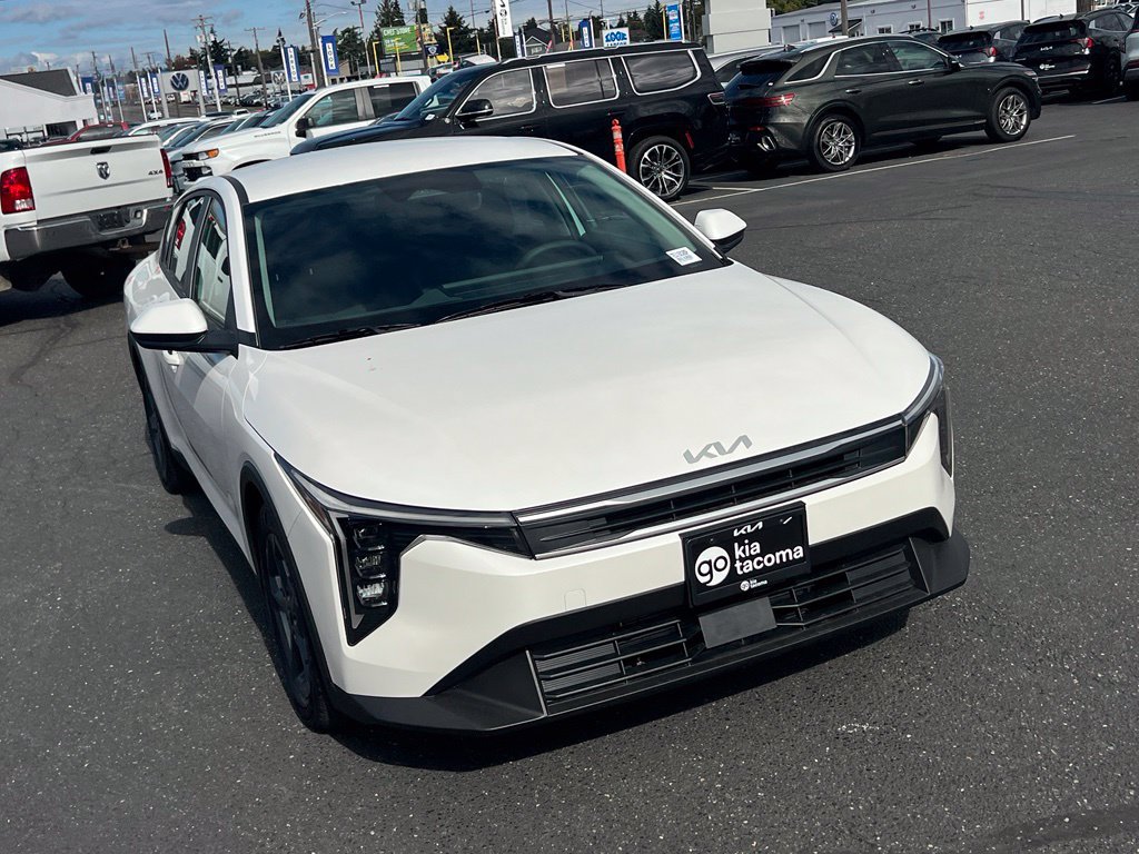 Certified 2026 Kia K4 FWD image 7