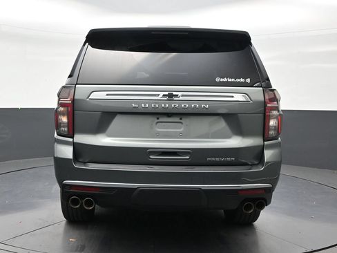 Used 2023 Chevrolet Suburban Premier RWD image 4