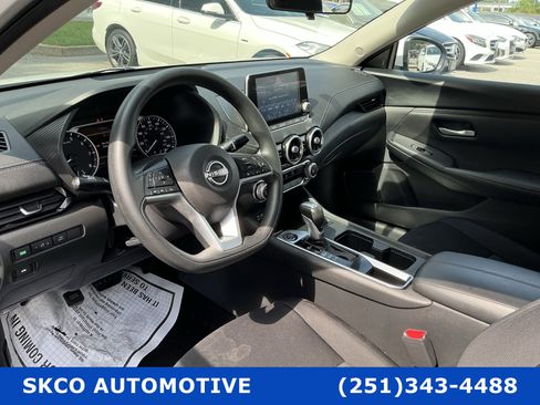 Used 2024 Nissan Sentra SV FWD image 20