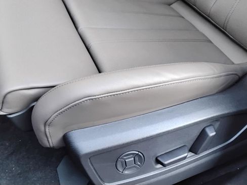 New 2025 Audi Q5 Premium Plus image 15