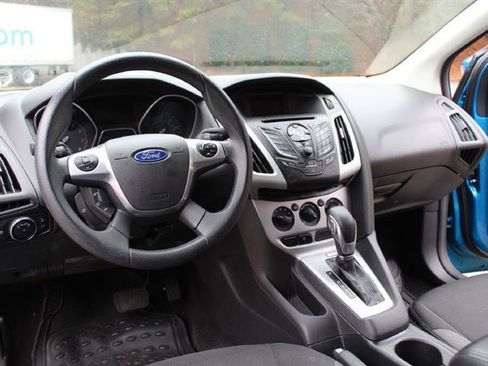 Used 2014 Ford Focus SE FWD image 13