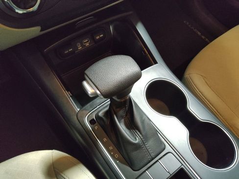 Used 2020 Kia Sorento LX image 26