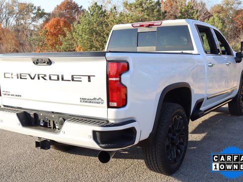 Used 2025 Chevrolet Silverado 2500 High Country w/ High Country Premium Package image 5