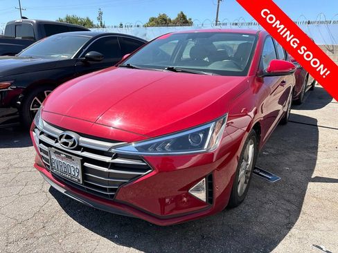 Used 2020 Hyundai Elantra Value Edition w/ Winter Weather Package FWD image 3