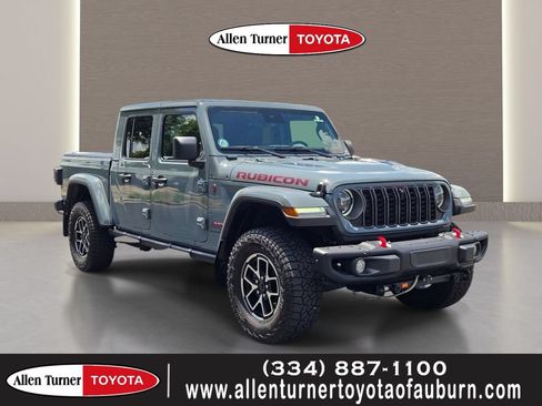 Used 2024 Jeep Gladiator Rubicon AWD/4WD image 1