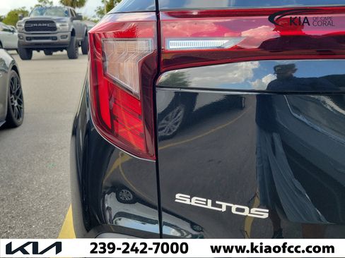 Certified 2024 Kia Seltos S image 8