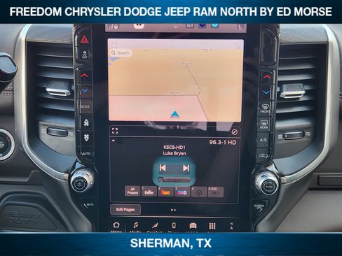 New 2026 RAM 2500 Laramie AWD/4WD image 12