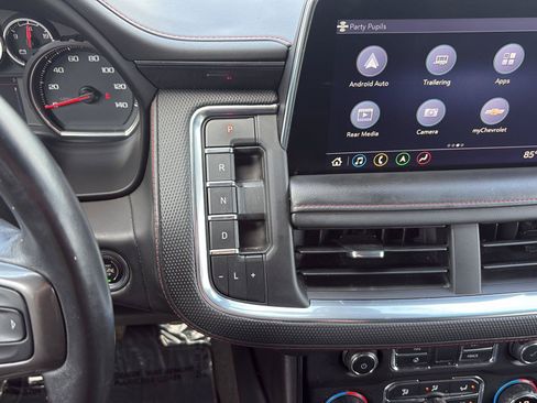 Used 2021 Chevrolet Tahoe RST w/ Luxury Package AWD/4WD image 29