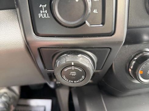 Used 2020 Ford F150 XLT w/ Equipment Group 302A Luxury AWD/4WD image 17