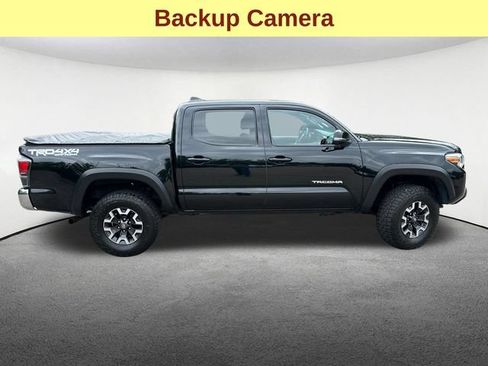 Used 2020 Toyota Tacoma TRD Off-Road AWD/4WD image 11
