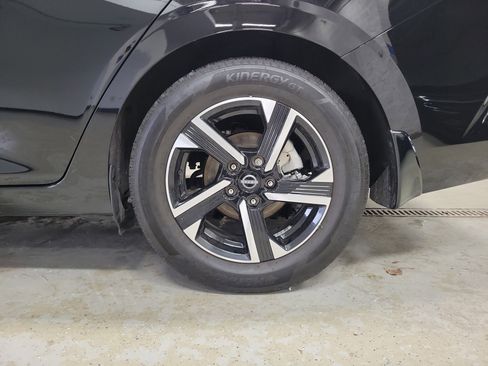 Used 2024 Nissan Sentra SV image 6