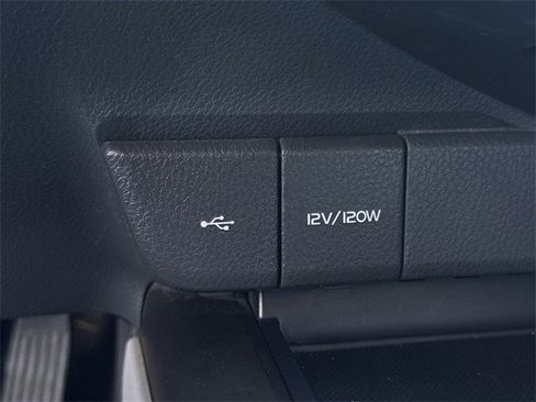 Used 2021 Toyota Camry SE image 20