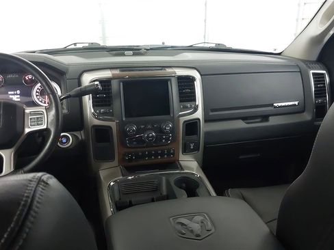 Used 2018 RAM 2500 Laramie image 18